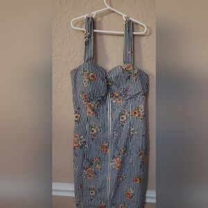 IRIS striped floral dress with zipper size Medium Blue and white